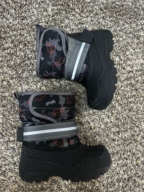 Boys London Fog Snow Boots